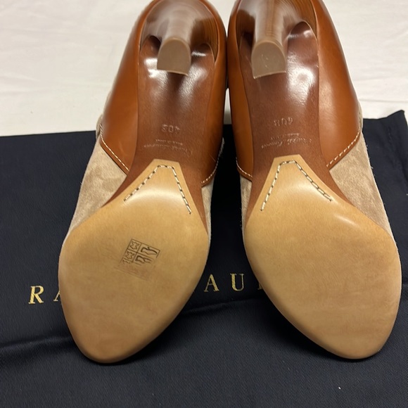 Ralph Lauren’s signature palette & luxurious leathers:calf suede made in Italy. - Picture 4 of 11